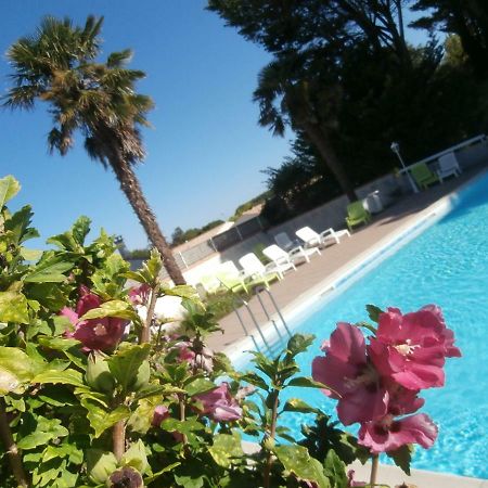 Le Clos Fleuri Hotel Médis Kültér fotó