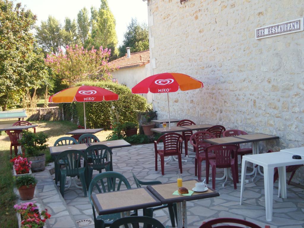 Le Clos Fleuri Hotel Médis Kültér fotó
